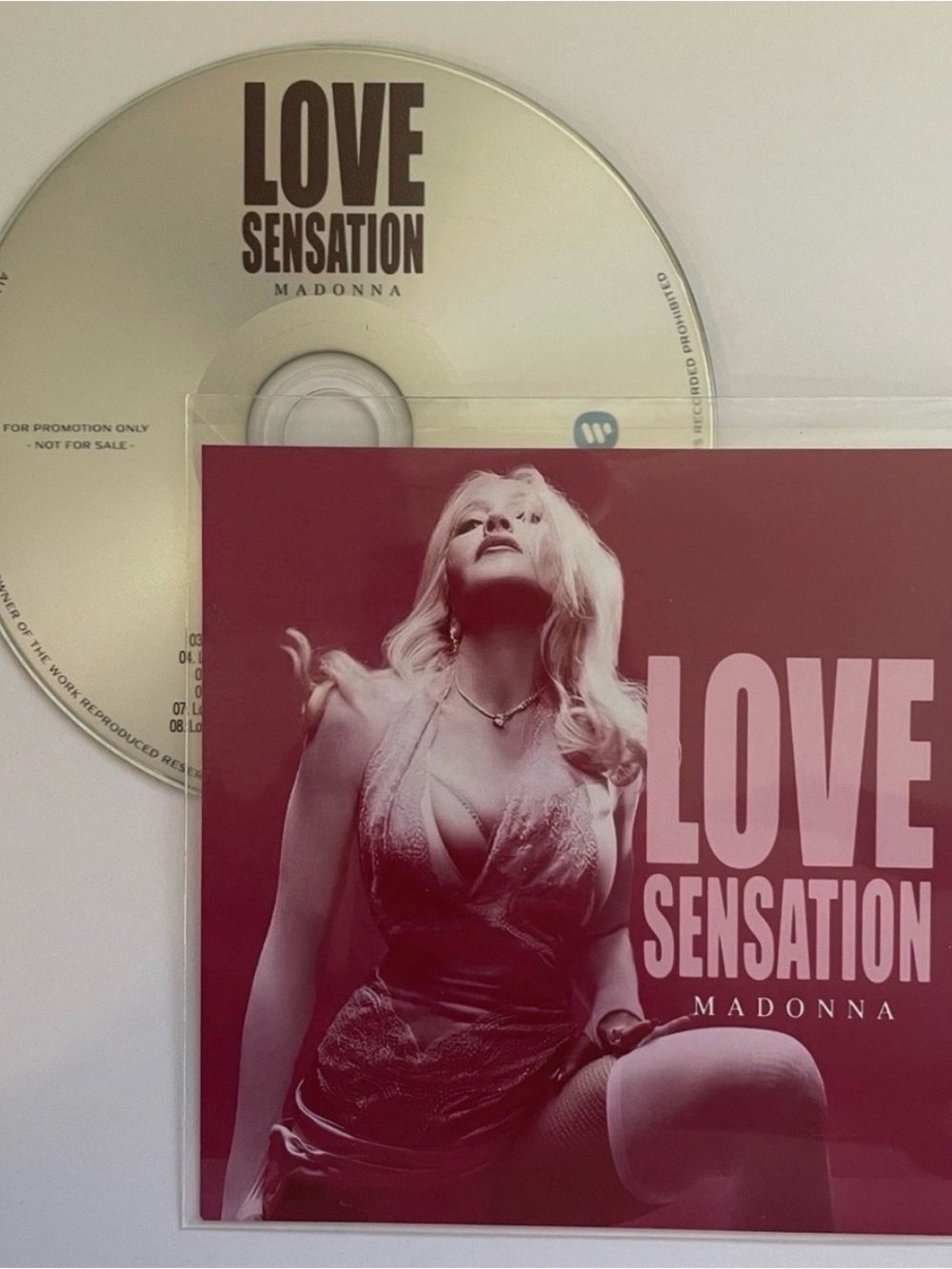 Madonna - Love Sensation |Promo CD
REMIXES 10 Tracks Confessions II WARNER